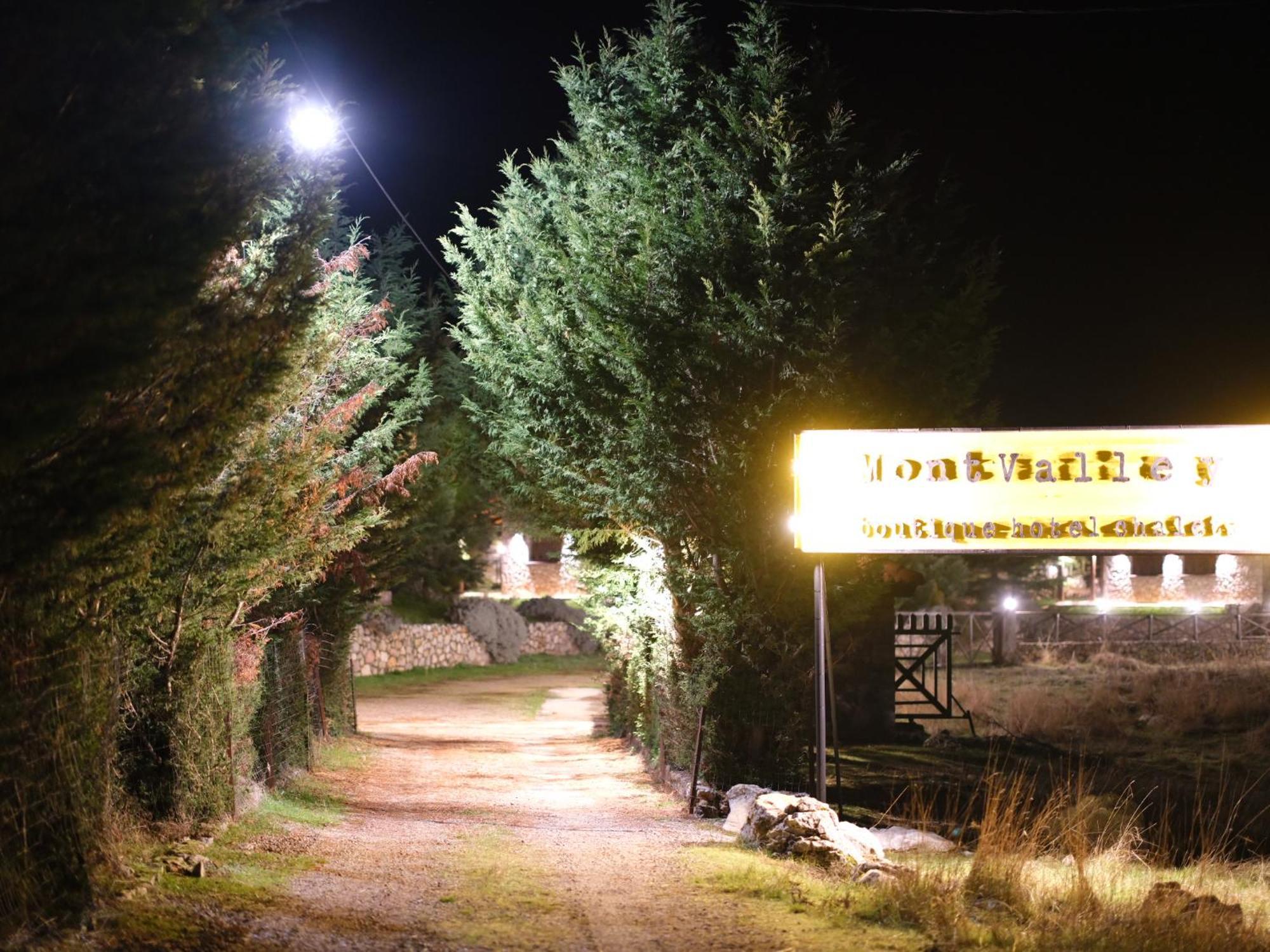 אראחובה Mont Valley Boutique Chalets מראה חיצוני תמונה